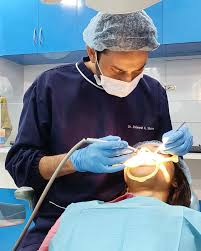 Experienced dentists at A&M Dental Station in Mayur Vihar, Delhi & Sector 70, Noida, providing expert dental care.